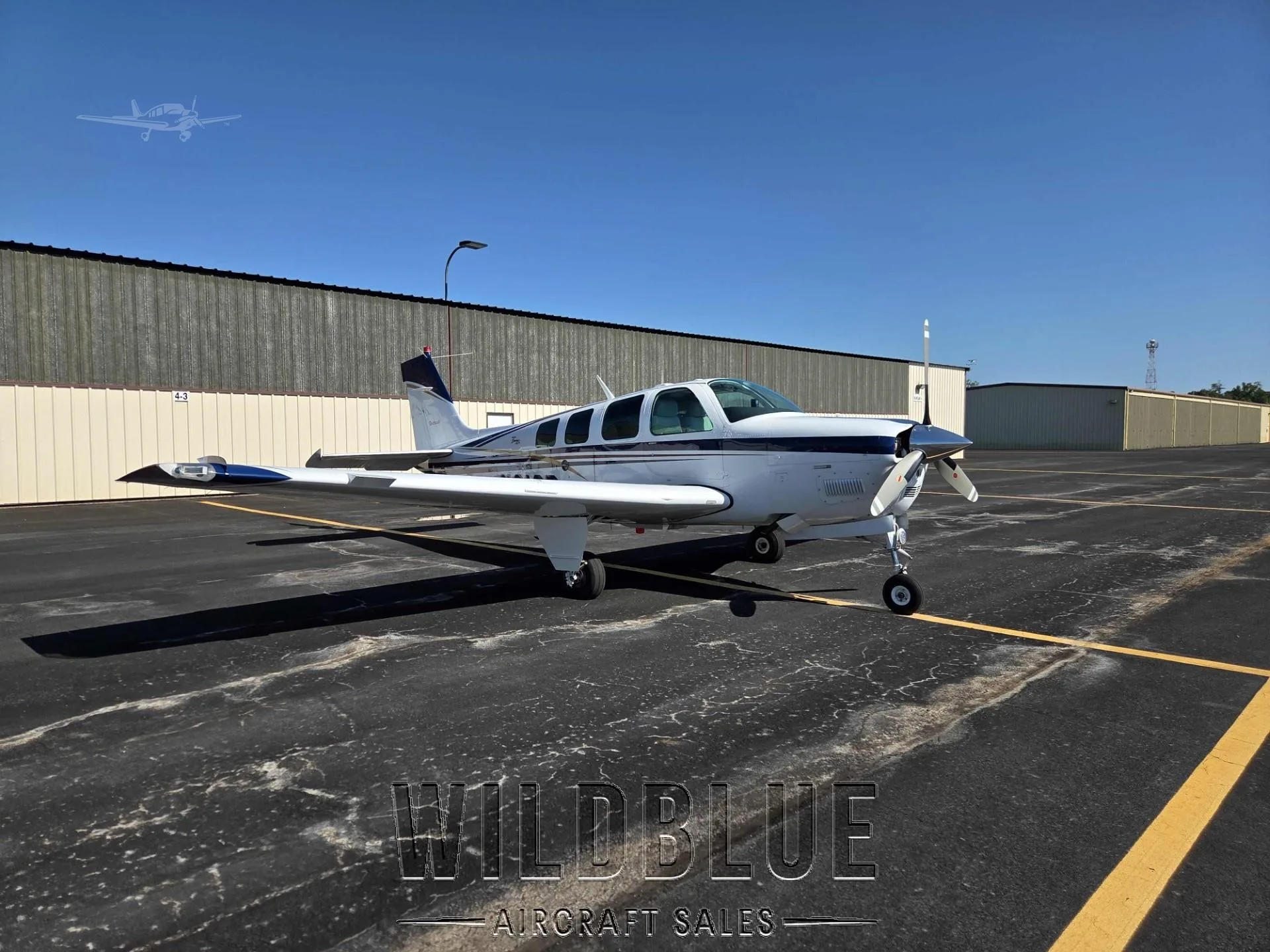 Exterior view of a 1999 BEECHCRAFT A36 BONANZA, N316P.