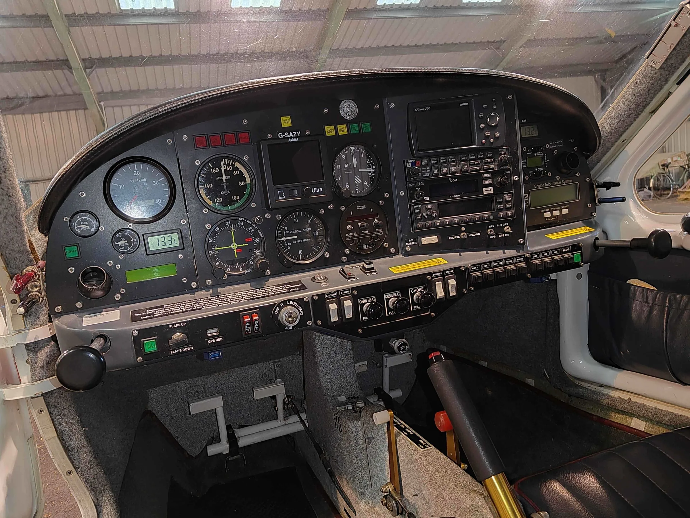 Cockpit and instrument panel of a 2004 Jabiru J400.
