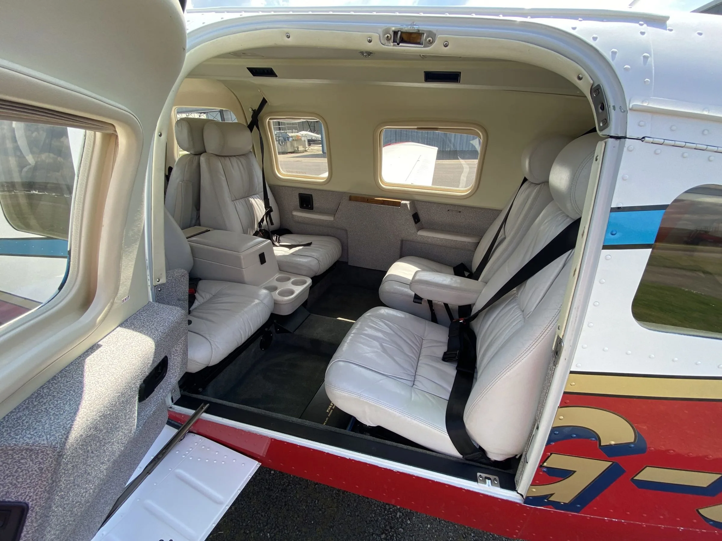 Cabin interior of a 2003 Piper PA-32R-301T Saratoga 2 TC.
