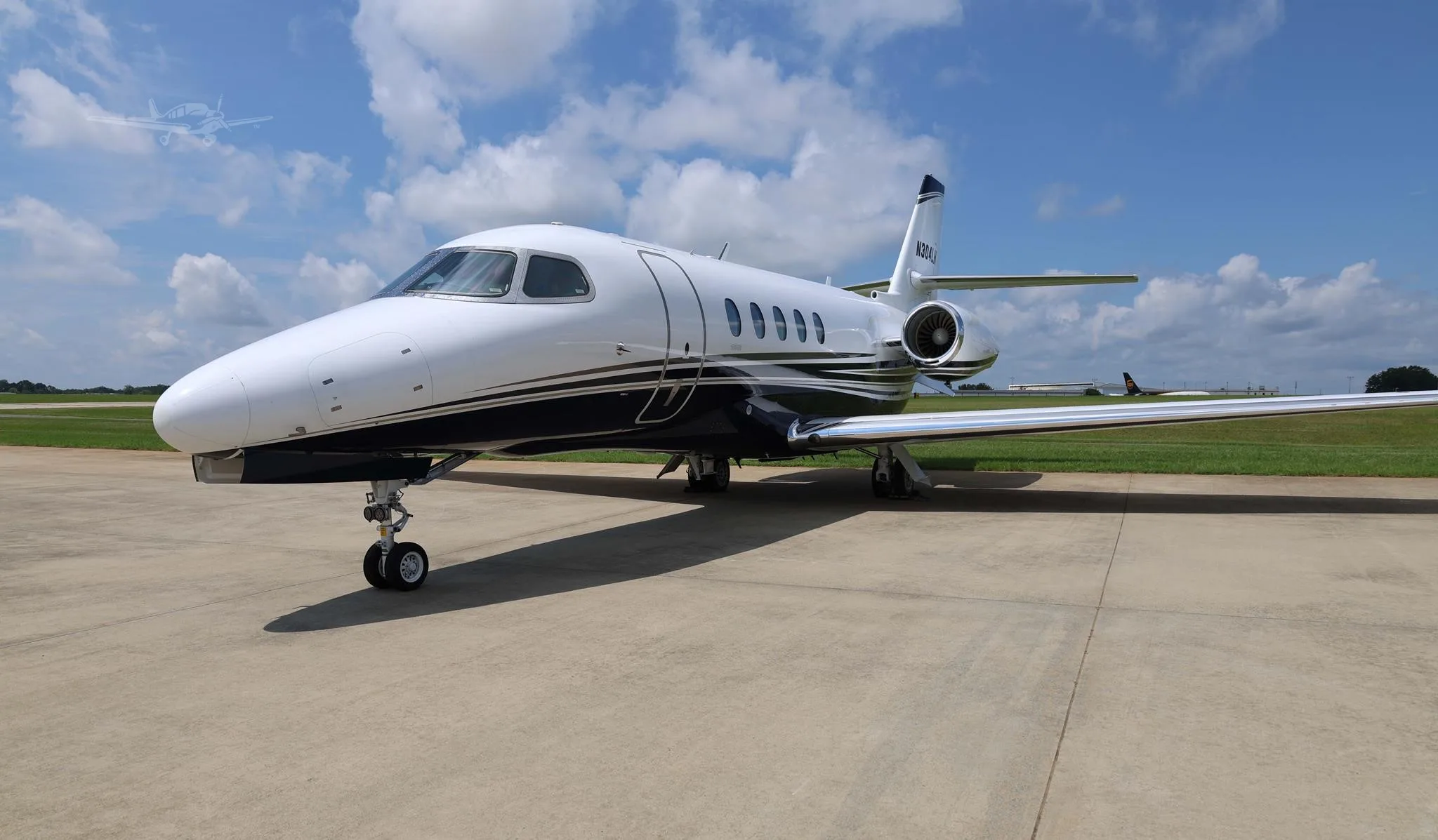 Exterior view of a 2022 CESSNA CITATION LATITUDE, N304LH.