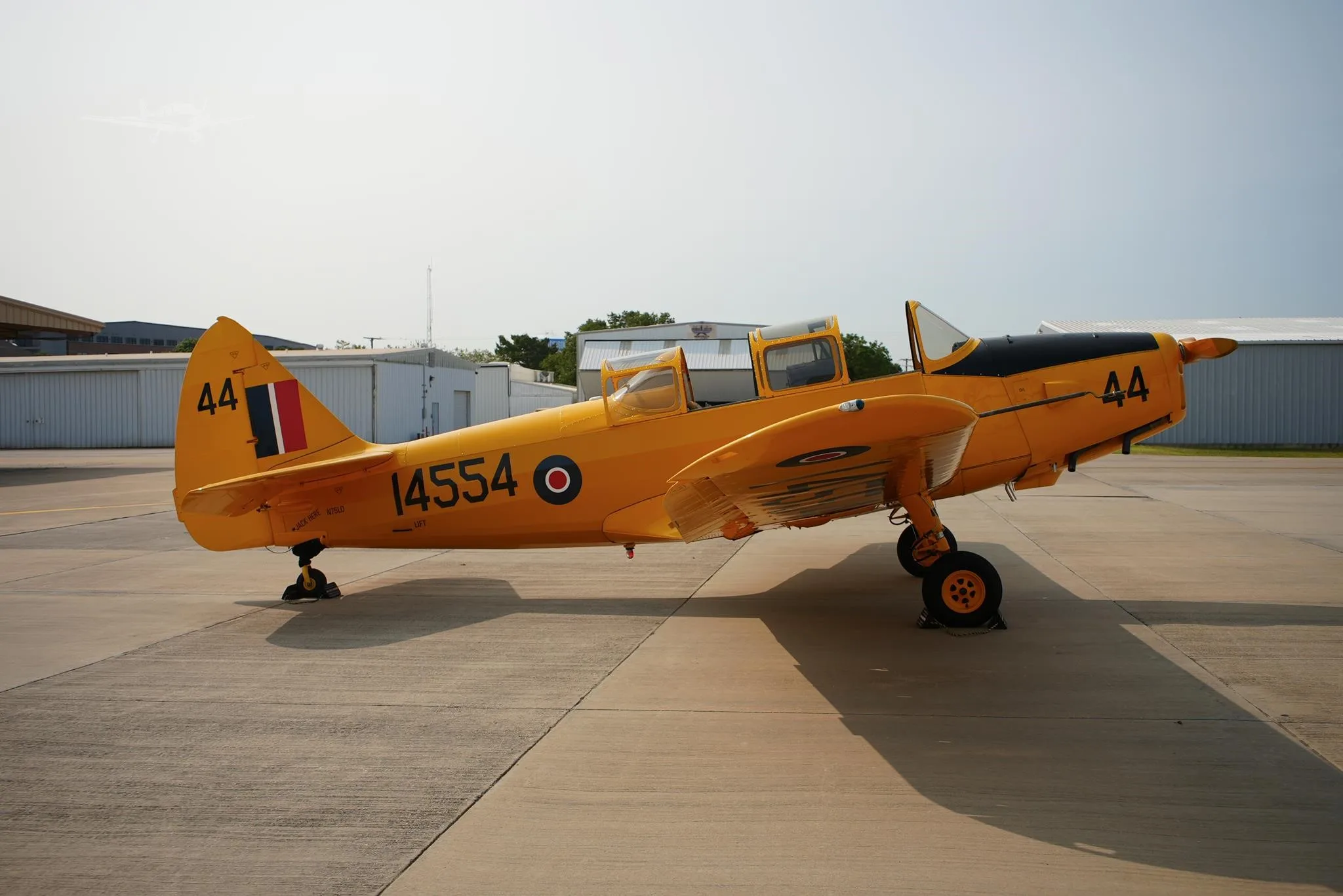Exterior view of a 1943 FAIRCHILD PT-26, N75LD.