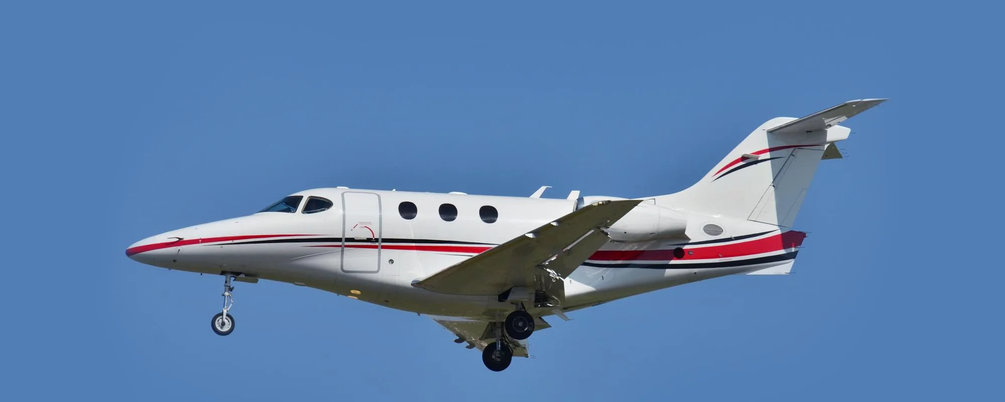Exterior view of a 1998 Hawker Premier 1.