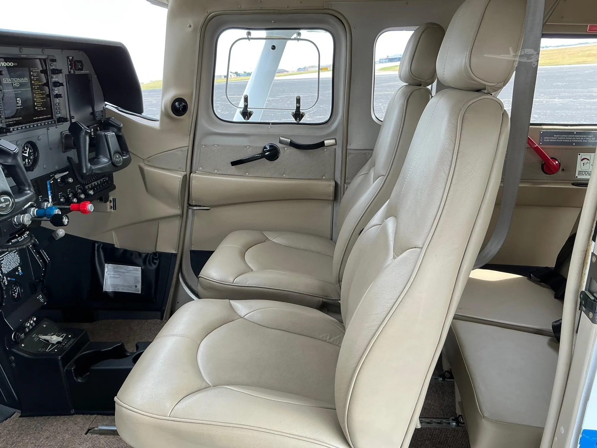 Cabin interior of a 2019 CESSNA TURBO 206H STATIONAIR HD.