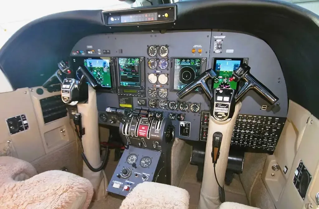 Cockpit and instrument panel of a 1981 Twin Commander 1000.