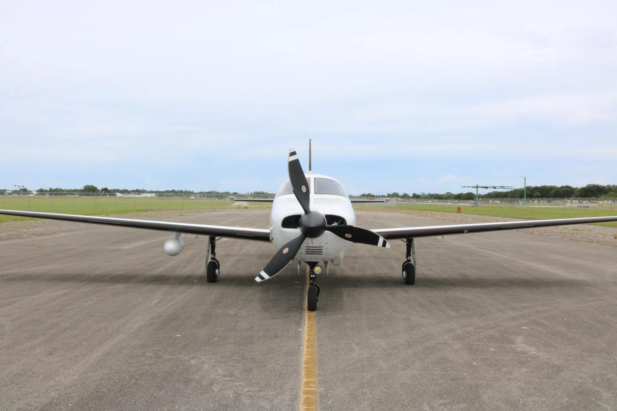Exterior view of a 2026 PIPER M350, N776AM.