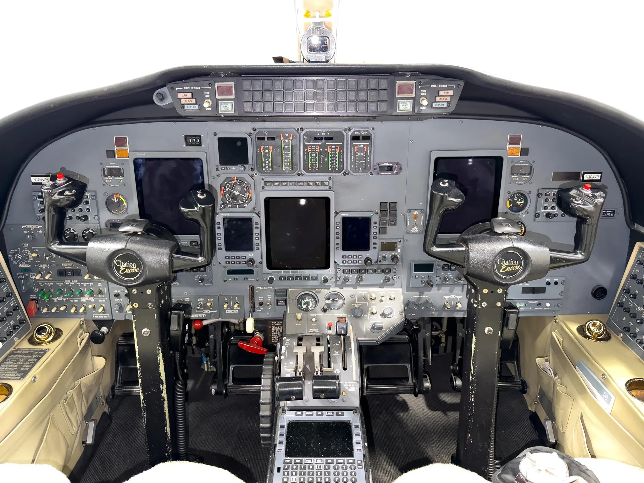 Cockpit and instrument panel of a 2002 CESSNA CITATION ENCORE.