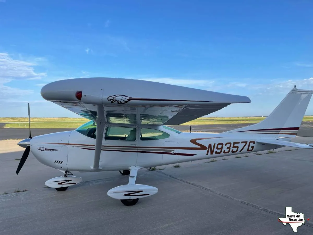 Exterior view of a 1971 Cessna 182P Skylane.