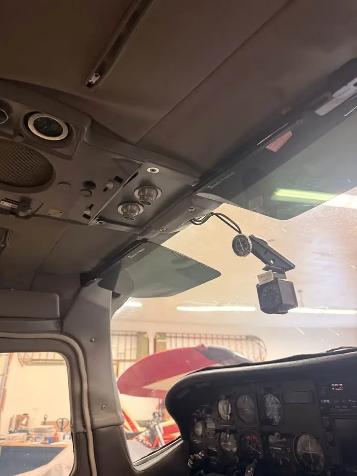 Cockpit and instrument panel of a 1979 Cessna 210N.