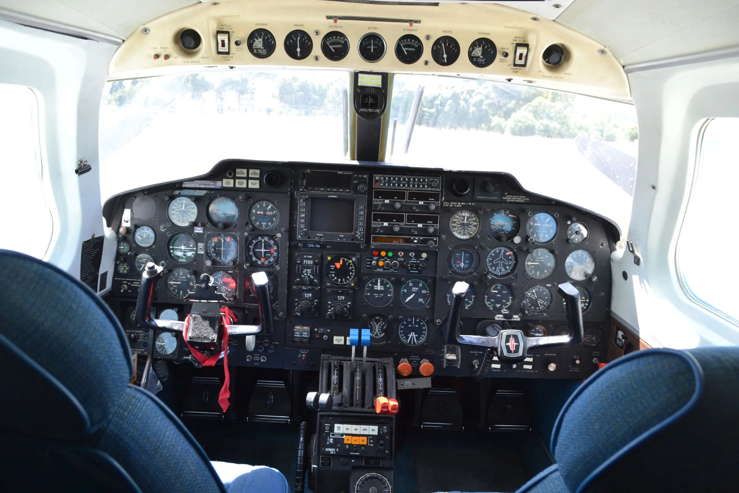 Cockpit and instrument panel of a 1970 Piper PA-31P-425 Pressurized Navajo.