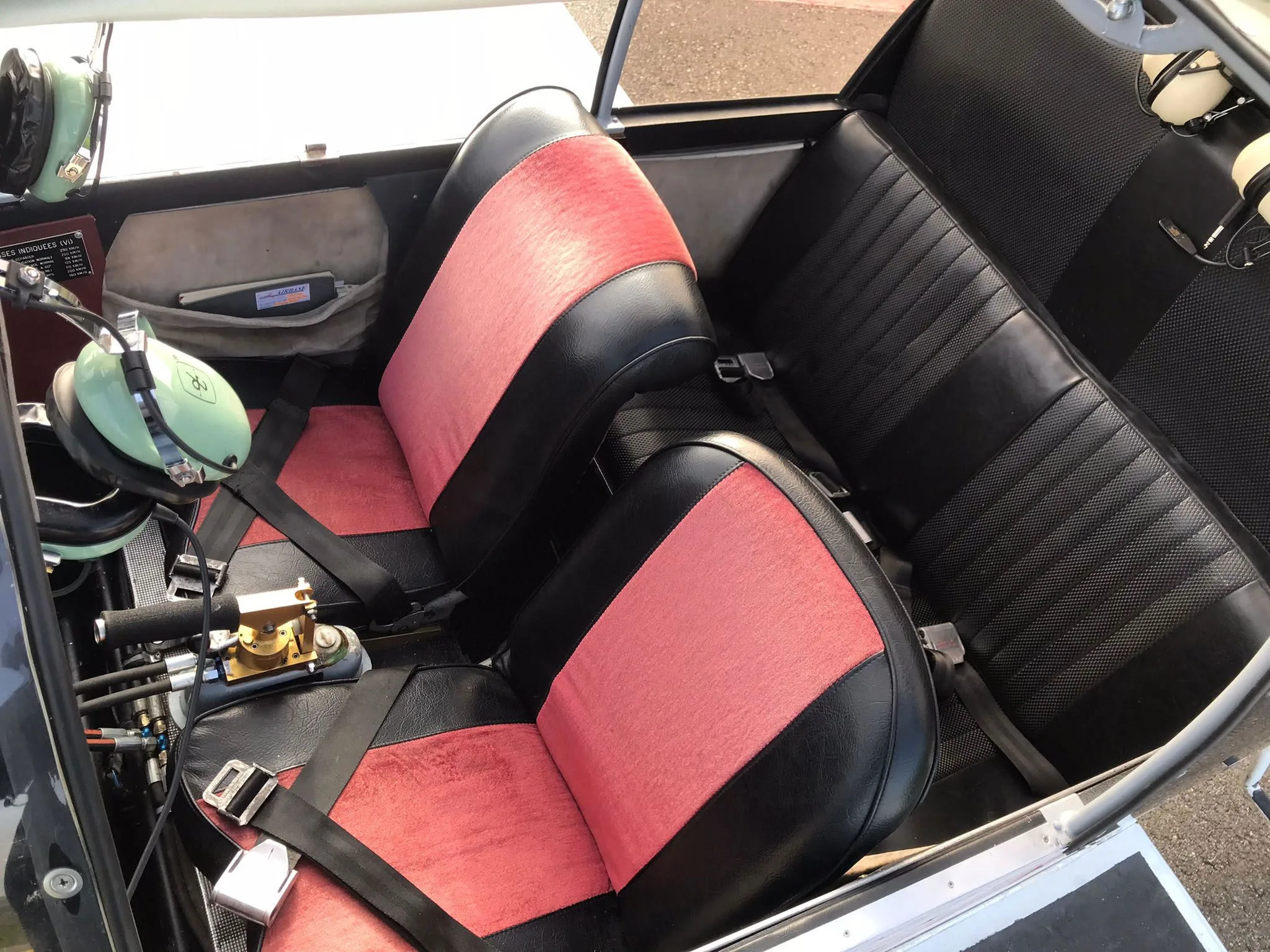 Cabin interior of a 1966 Jodel D.140 Mousquetaire.
