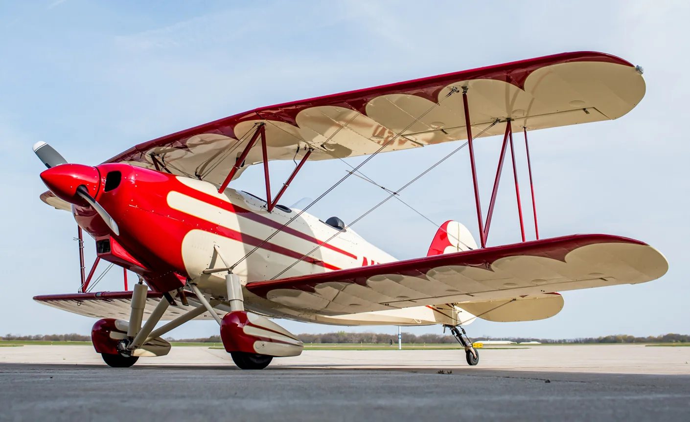 Exterior view of a Waco, N53GL.