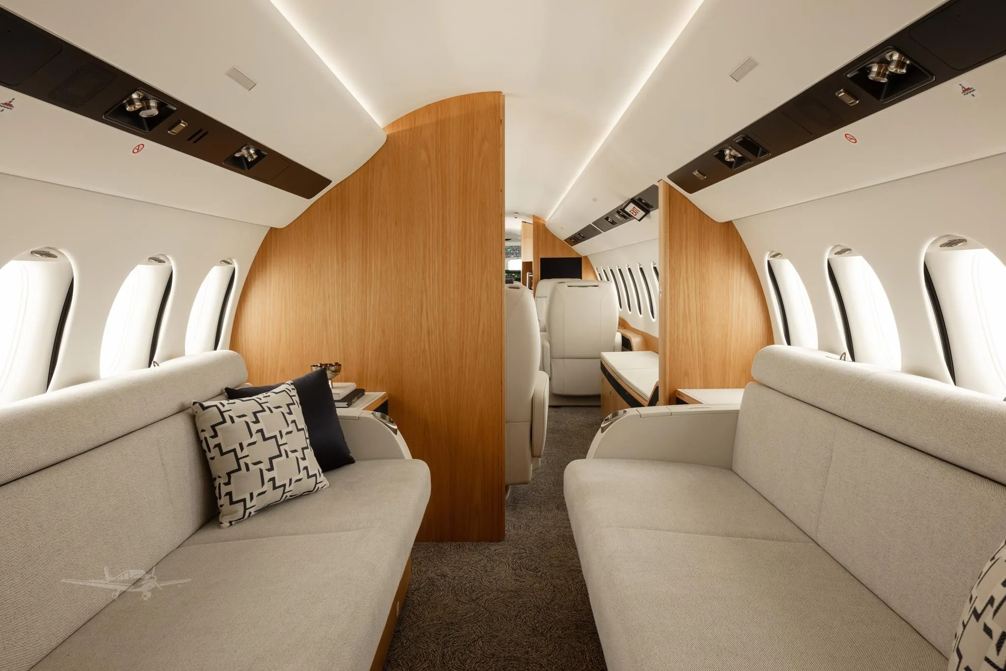 Cabin interior of a 2022 DASSAULT FALCON 7X.