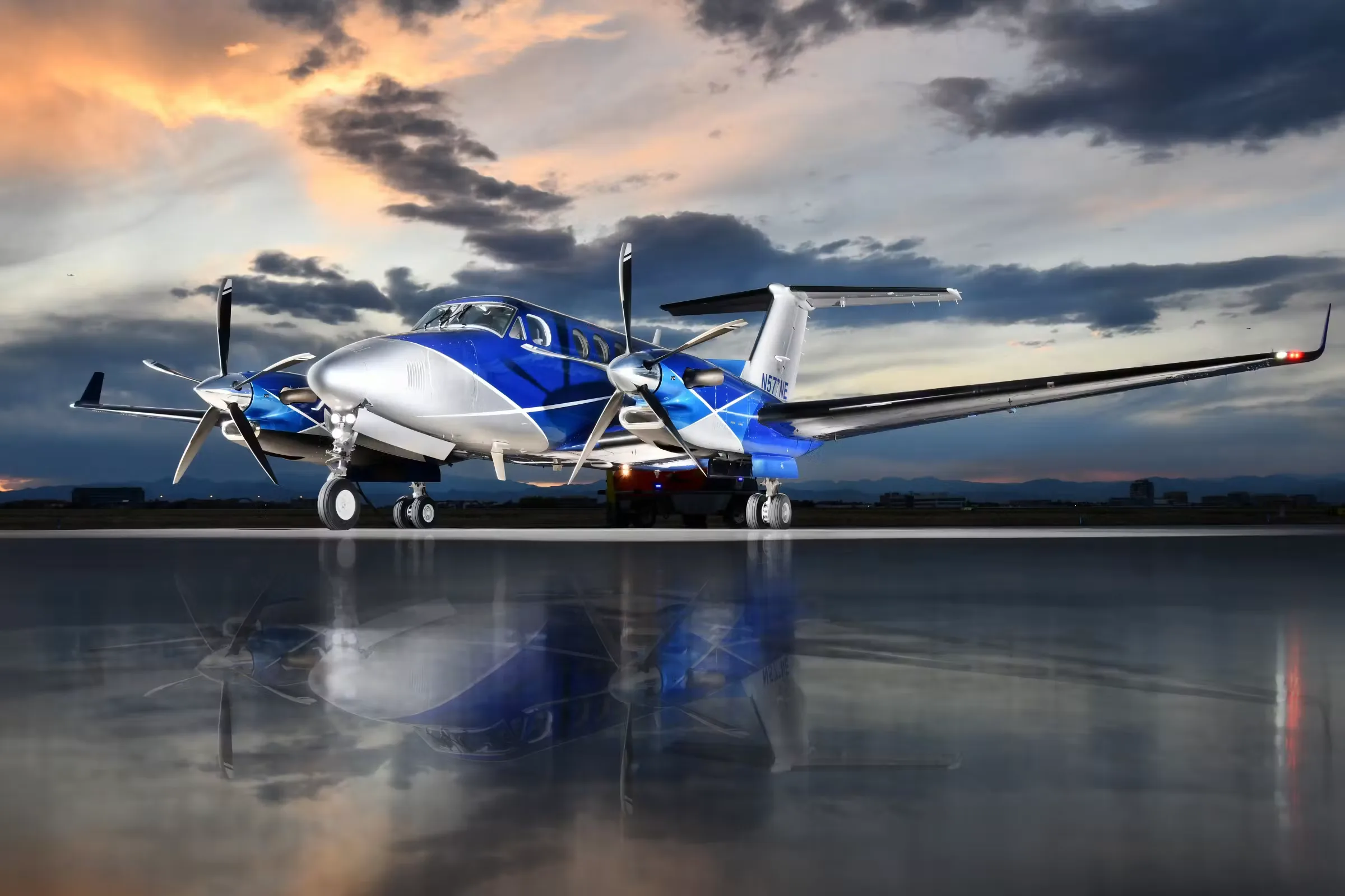 Exterior view of a 1998 Beechcraft King Air 350.
