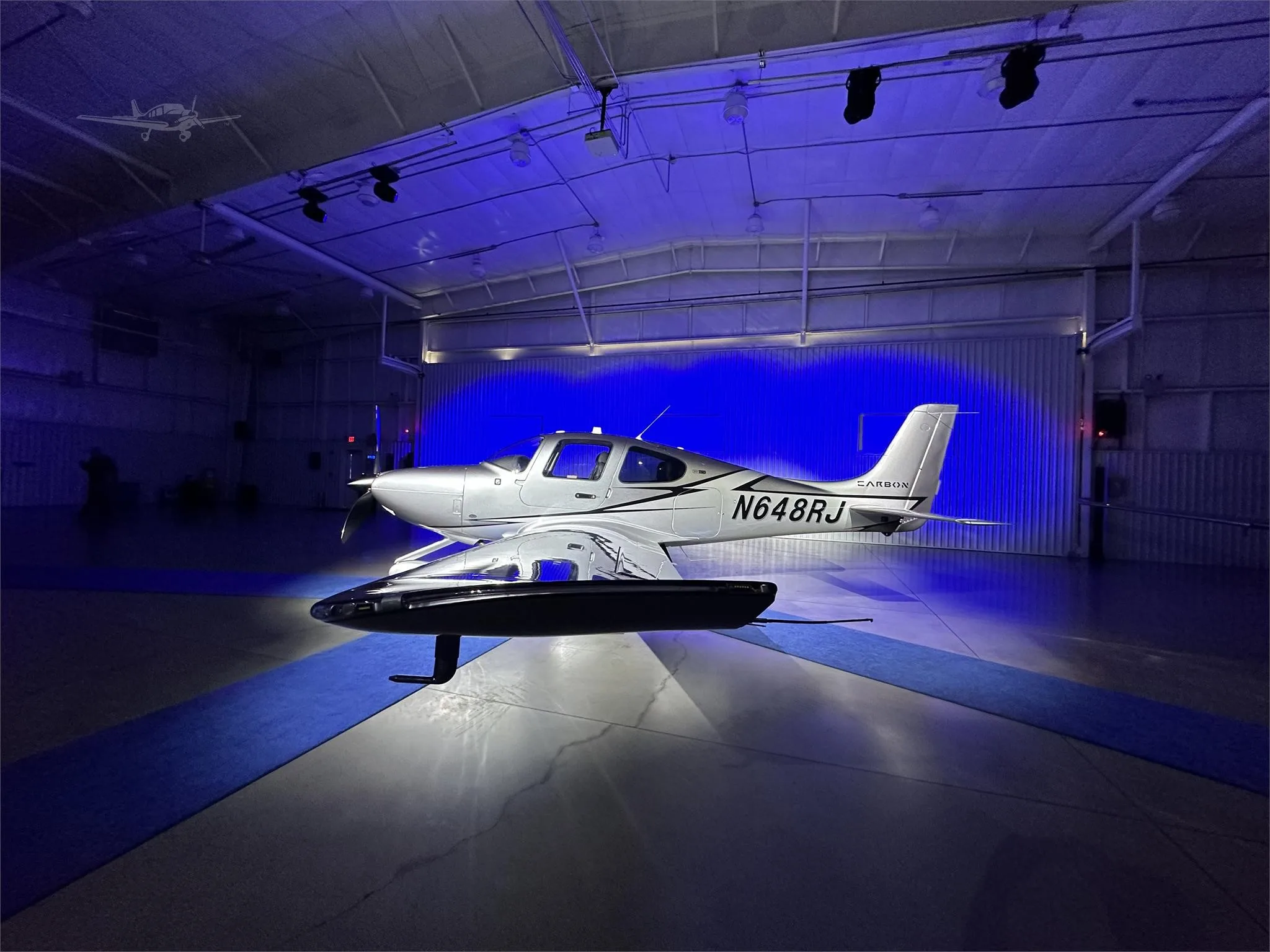 Exterior view of a 2023 CIRRUS SR22-G6 TURBO, N648RJ.