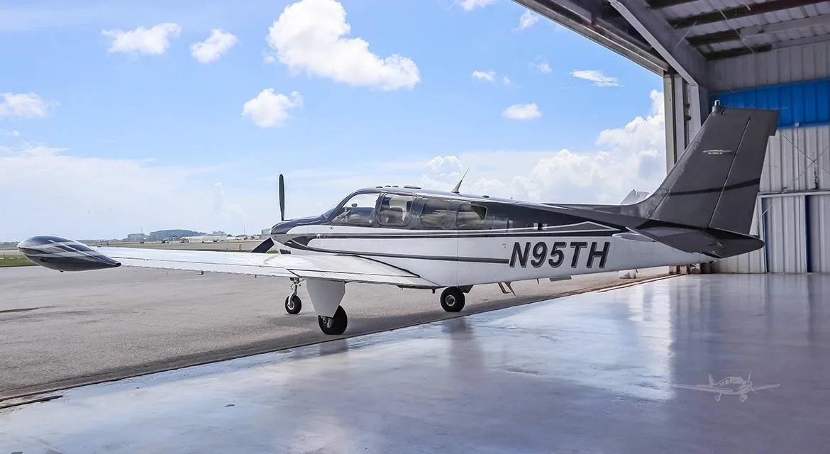 Exterior view of a 2006 BEECHCRAFT G36 BONANZA, N95TH.