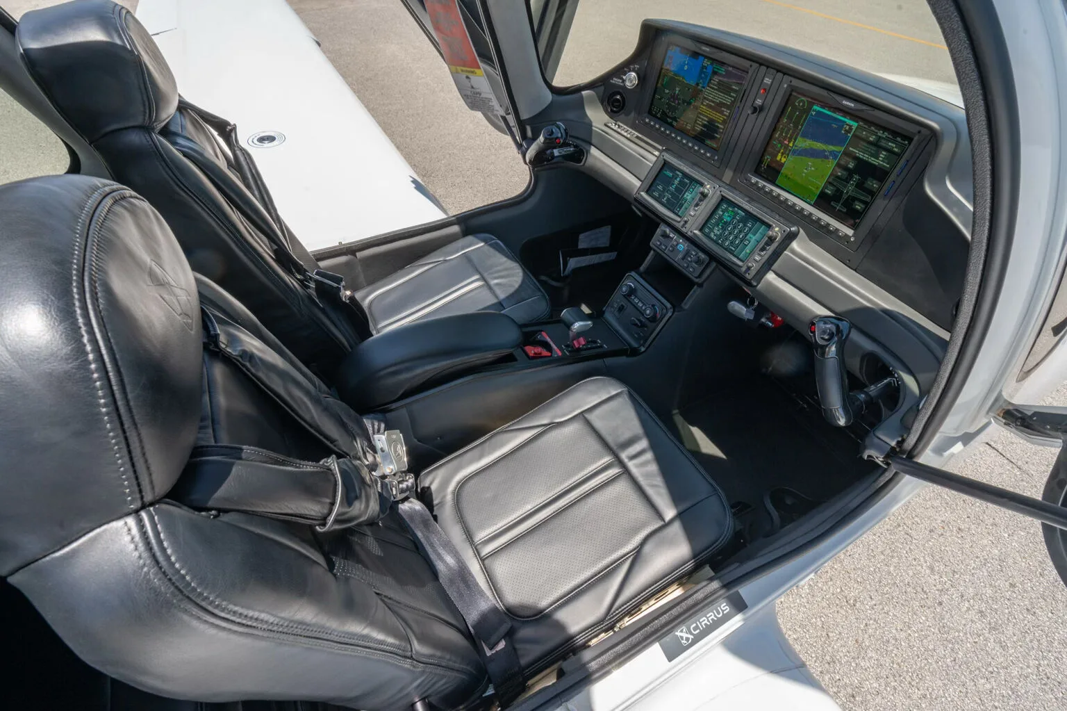 Cabin interior of a 2025 Cirrus SR20-G7+.