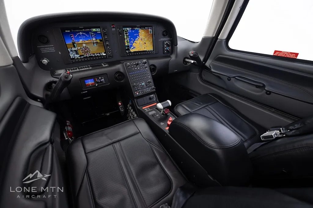 Cabin interior of a 2023 Cirrus SR20 G6.