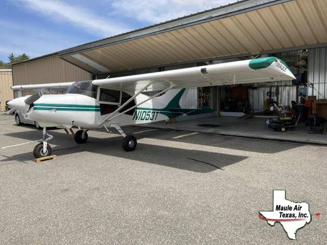 Exterior view of a 1998 Maule MXT-7-180.
