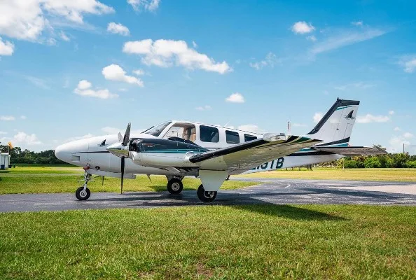 Marketing image of a 2007 Beech Baron G58.