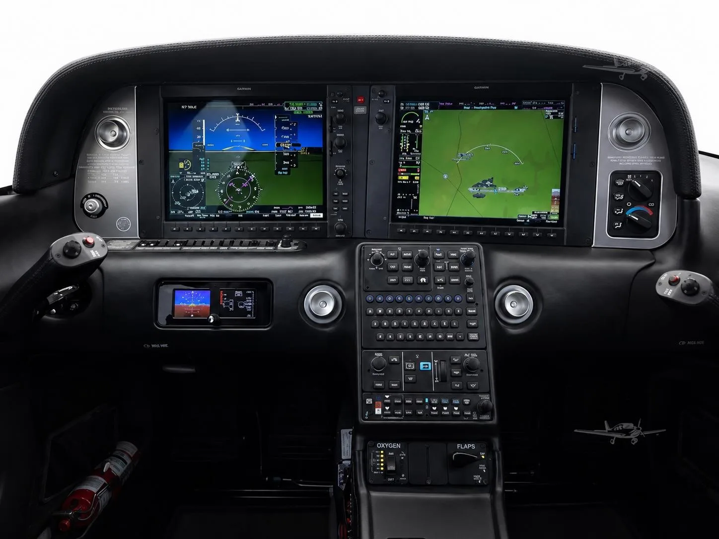 Cockpit and instrument panel of a 2022 CIRRUS SR22-G6 TURBO.