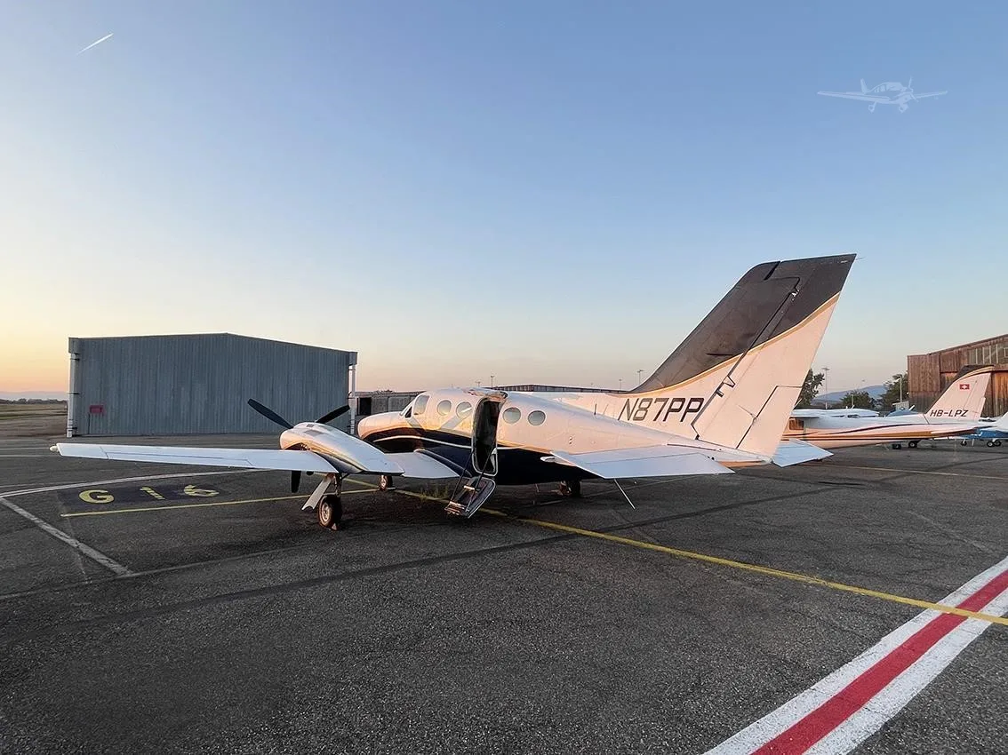 Exterior view of a 1977 CESSNA 421C, N87PP.