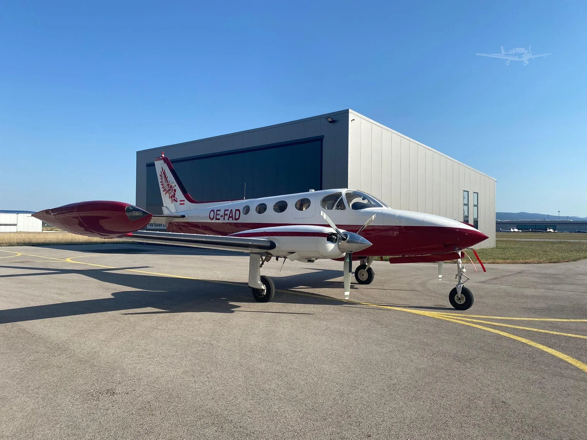 Exterior view of a 1980 CESSNA 340A, OE FAD.