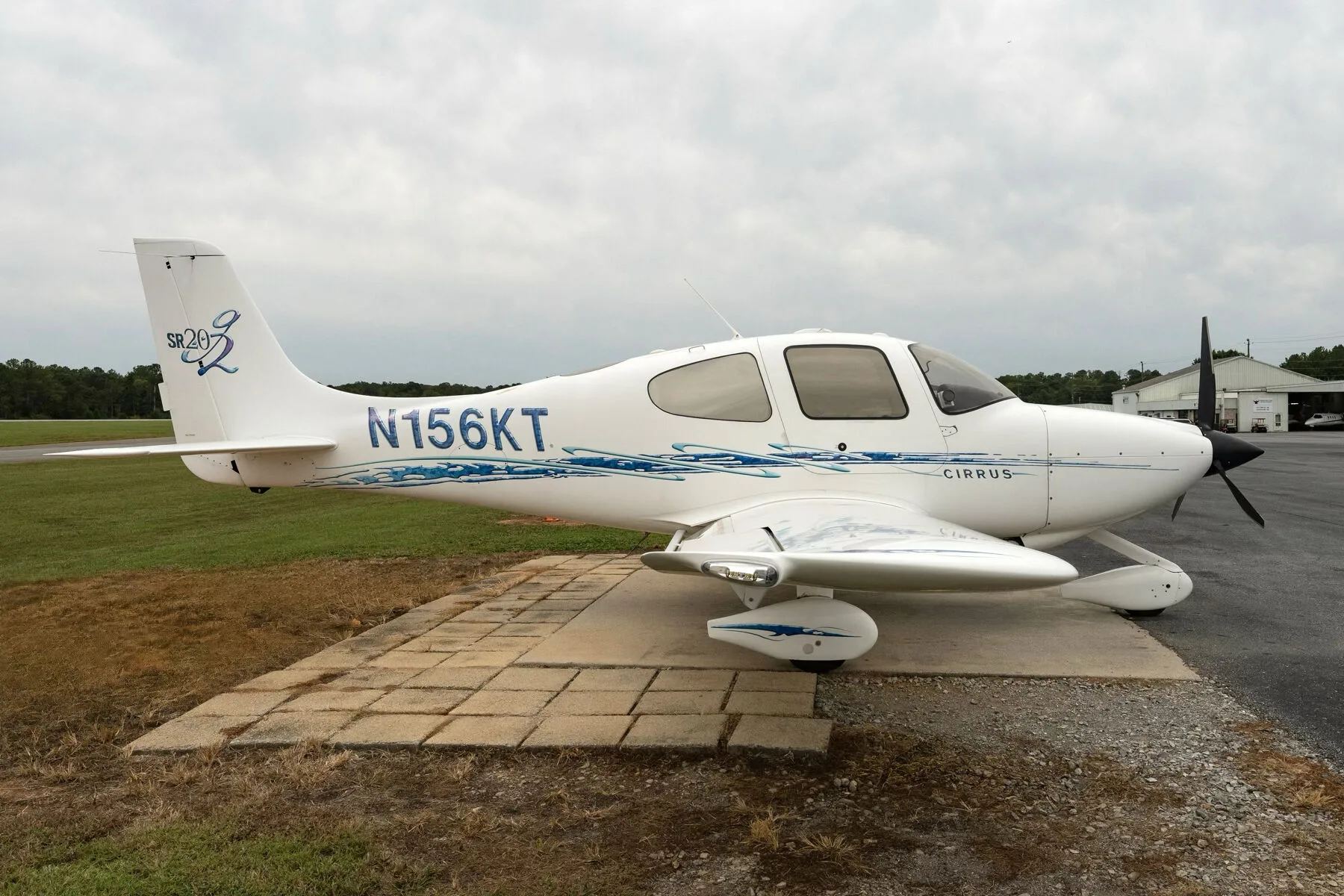 Exterior view of a Cirrus SR20-G2.