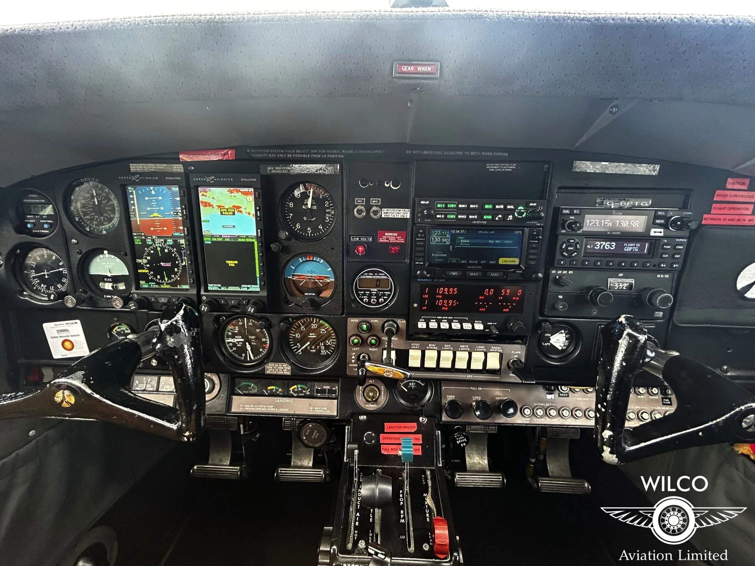 Cockpit and instrument panel of a 1976 Rockwell Commander 112TC.