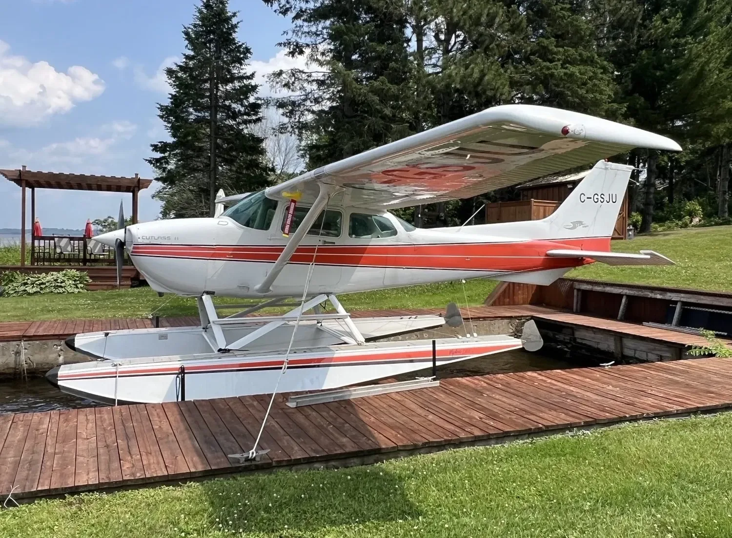 Exterior view of a 1984 Cessna.