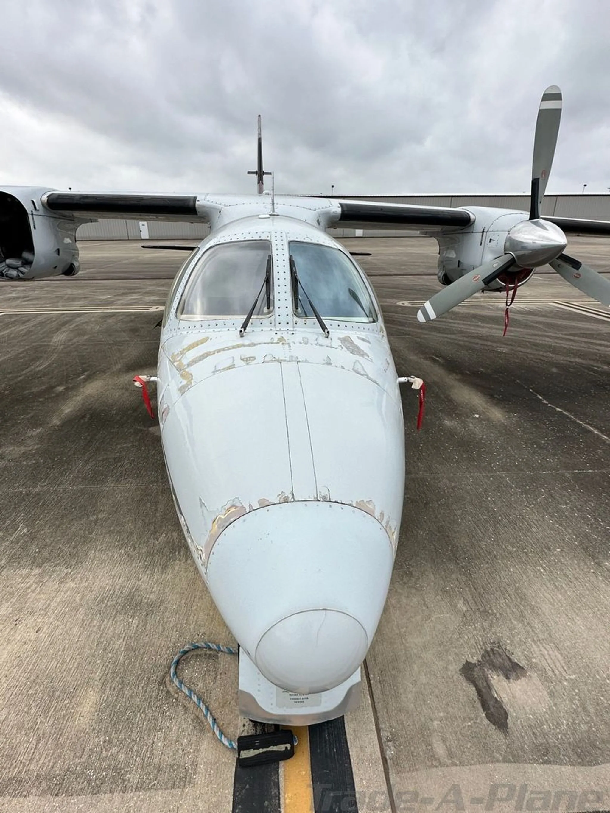 Exterior view of a 1976 MITSUBISHI MU 2M, N261WB.