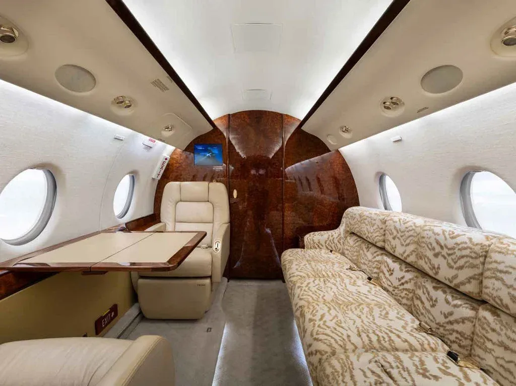Cabin interior of a 2001 Gulfstream.