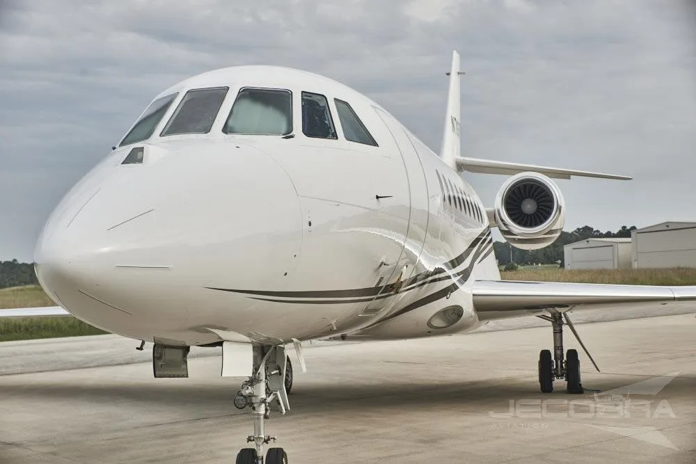 Exterior view of a 2006 DASSAULT FALCON 2000LX, N797PG.