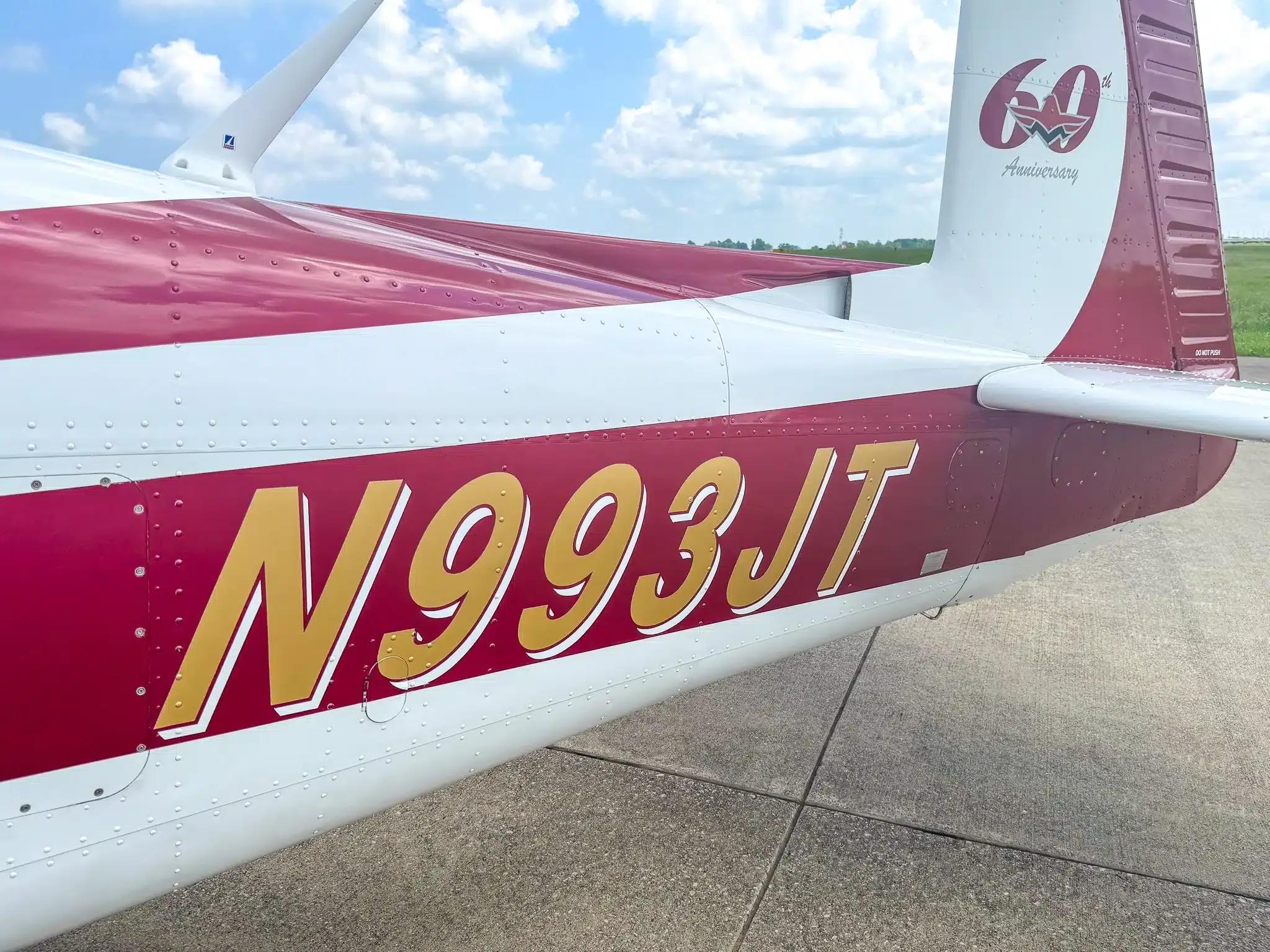 Exterior view of a 2007 Mooney M20R Ovation2 GX, N993JT.