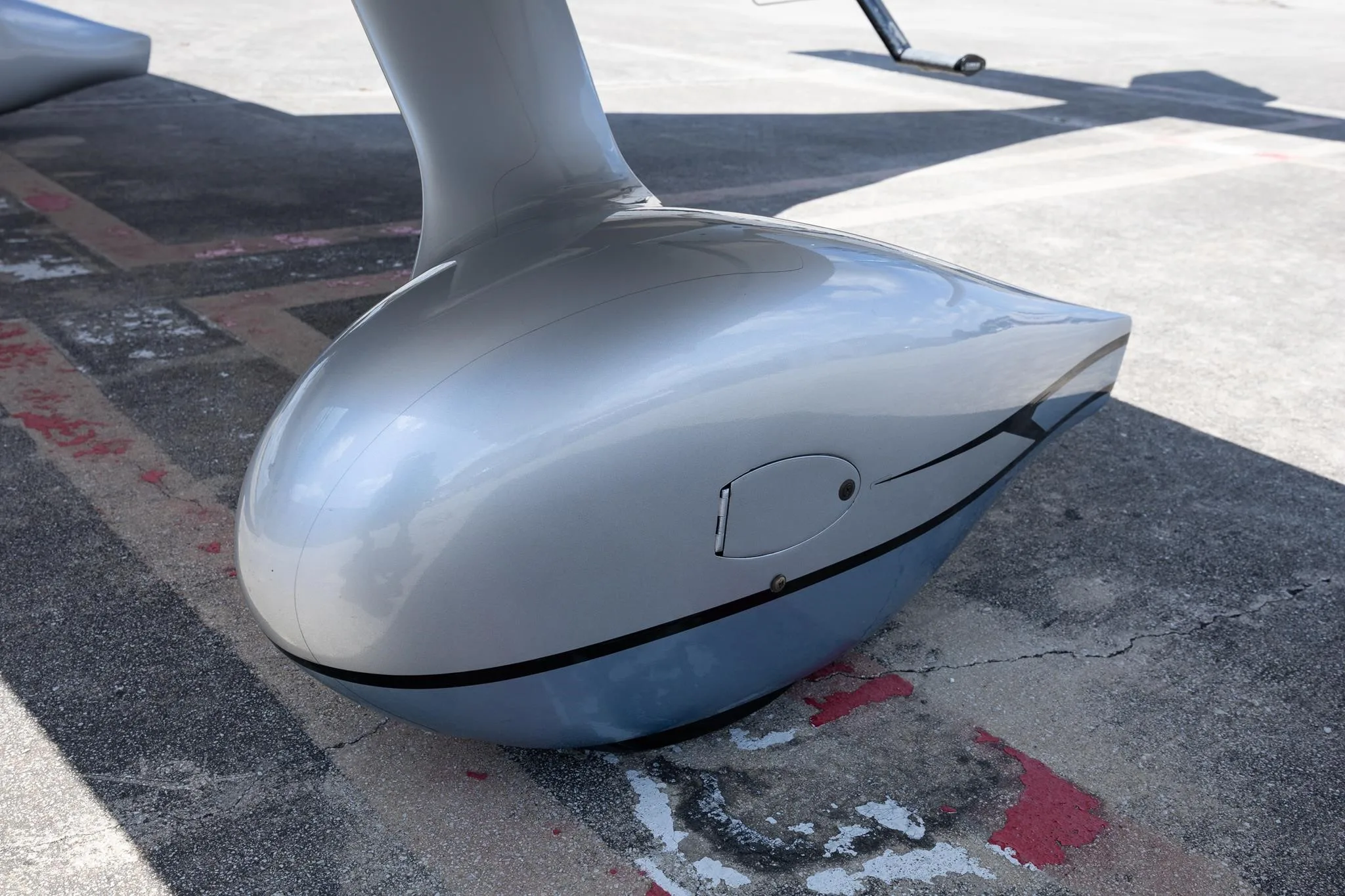 Engine detail of a 2023 CIRRUS SR20-G6.