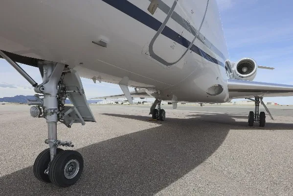 Marketing image of a 2004 Dassault 2000EX.