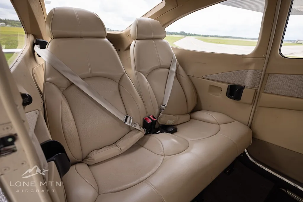 Cabin interior of a 2006 Cessna T182T Skylane TC.