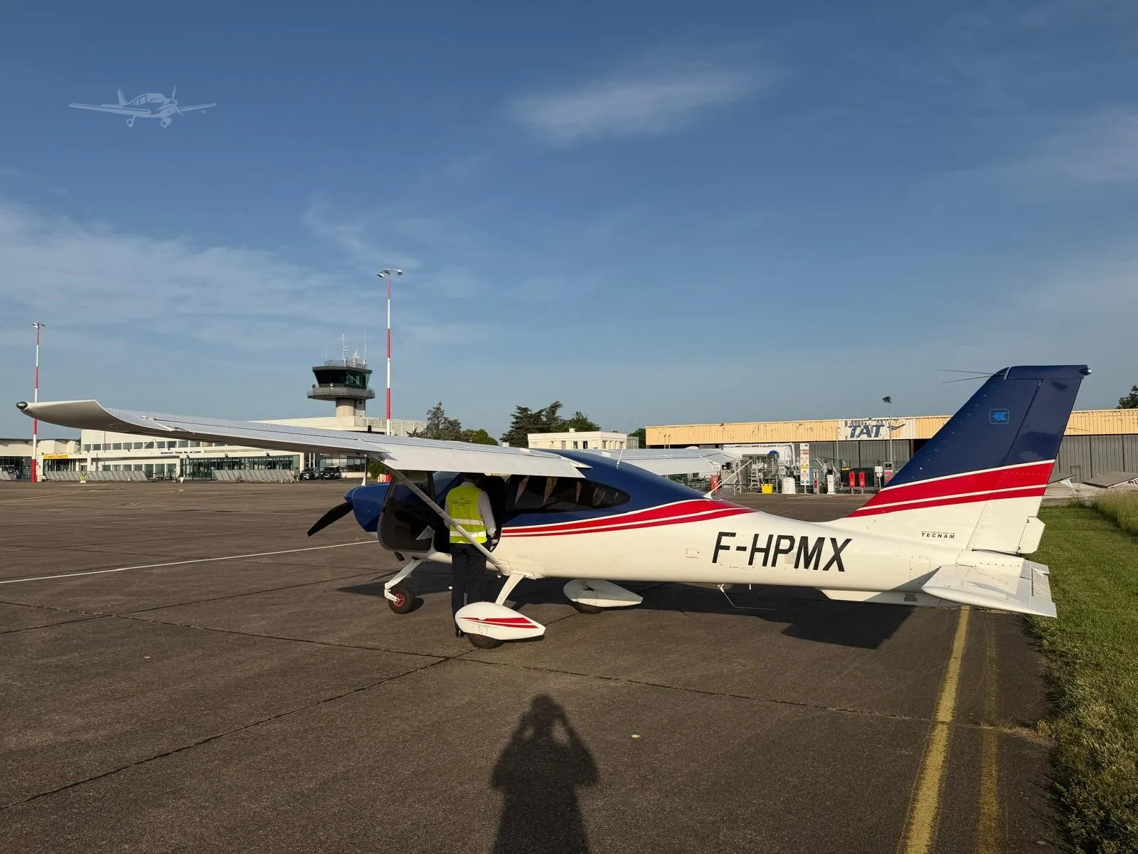 Exterior view of a 2020 TECNAM P2010 MKII, F-HPMX.
