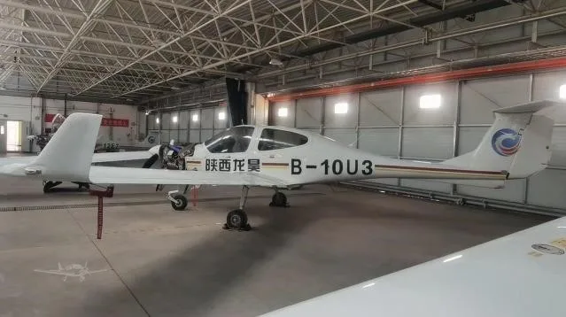 Exterior view of a 2019 DIAMOND DA40 NG.