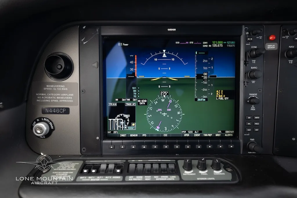 Avionics suite of a 2008 Cirrus SR22 G3 GTS Turbo.