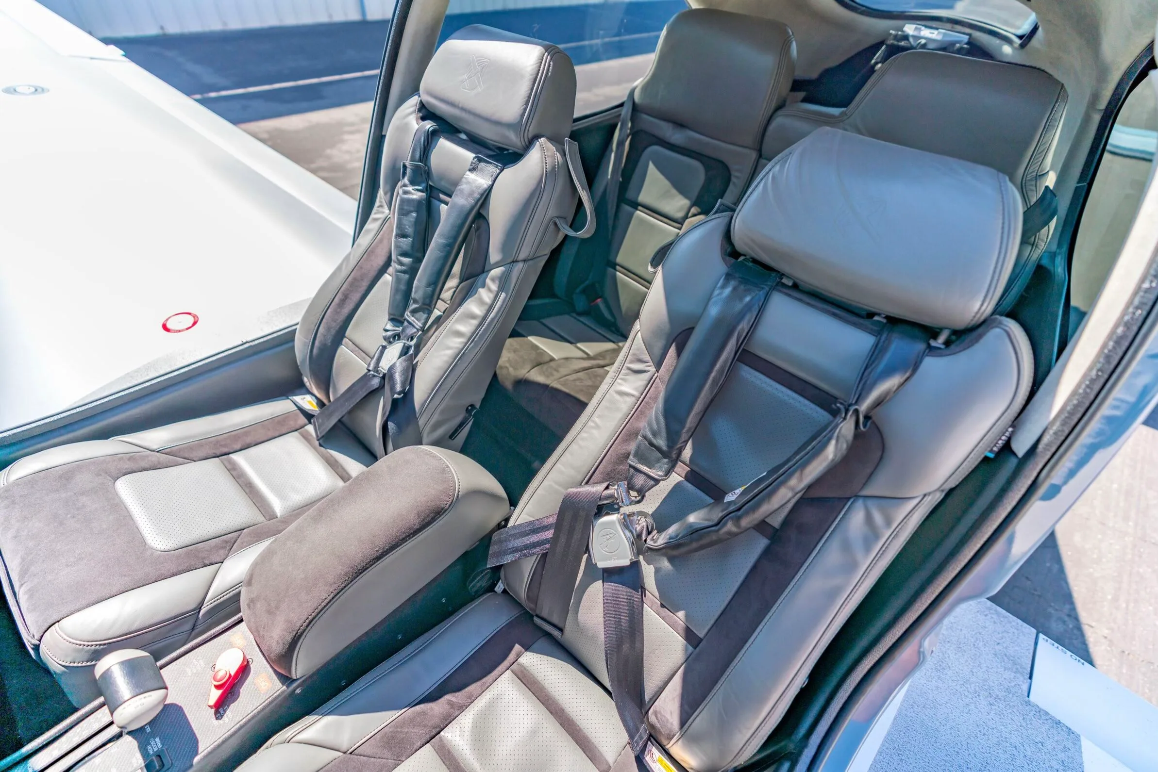 Cabin interior of a 2020 Cirrus SR22-G6 TURBO.