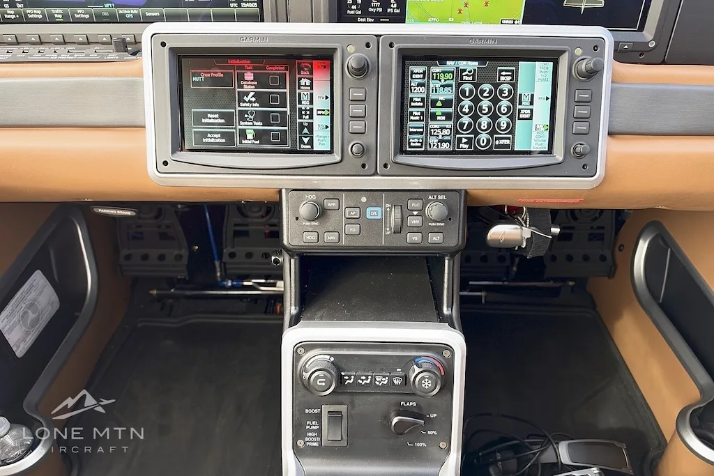 Avionics suite of a 2024 Cirrus SR22T G7.