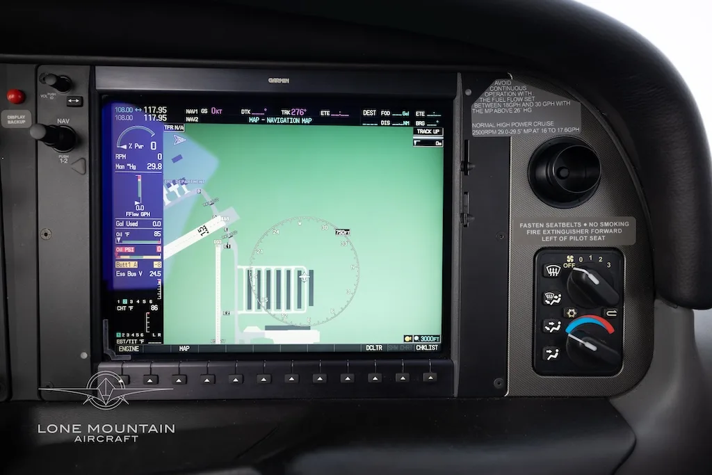 Avionics suite of a 2008 Cirrus SR22 G3 GTS Turbo.