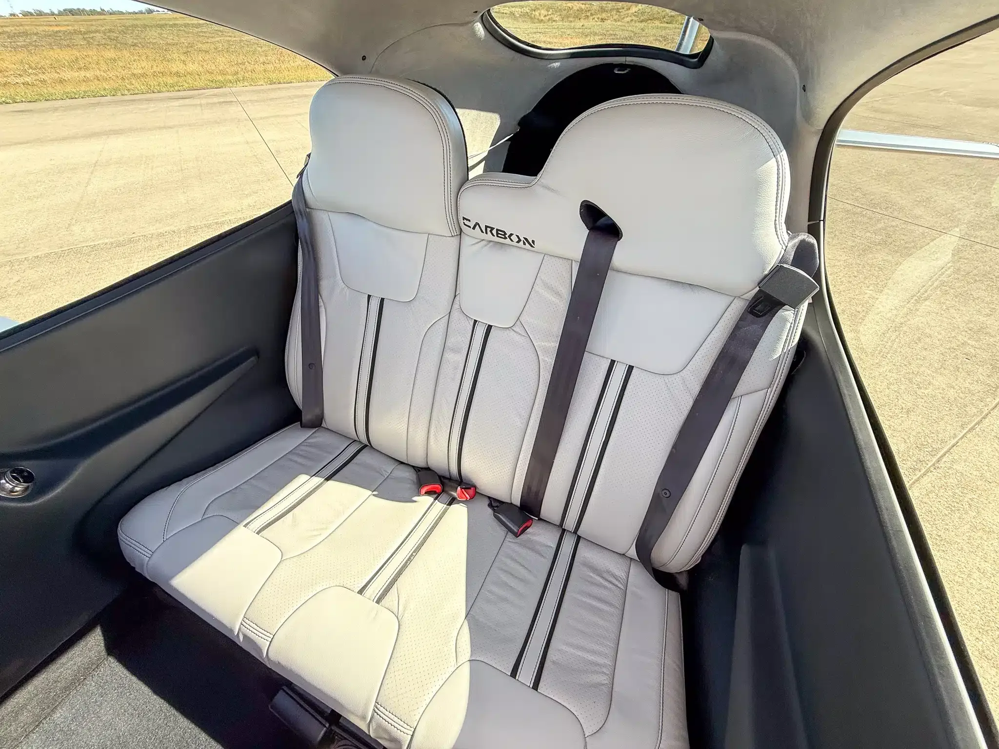 Cabin interior of a 2014 Cirrus SR22T G5 GTS.