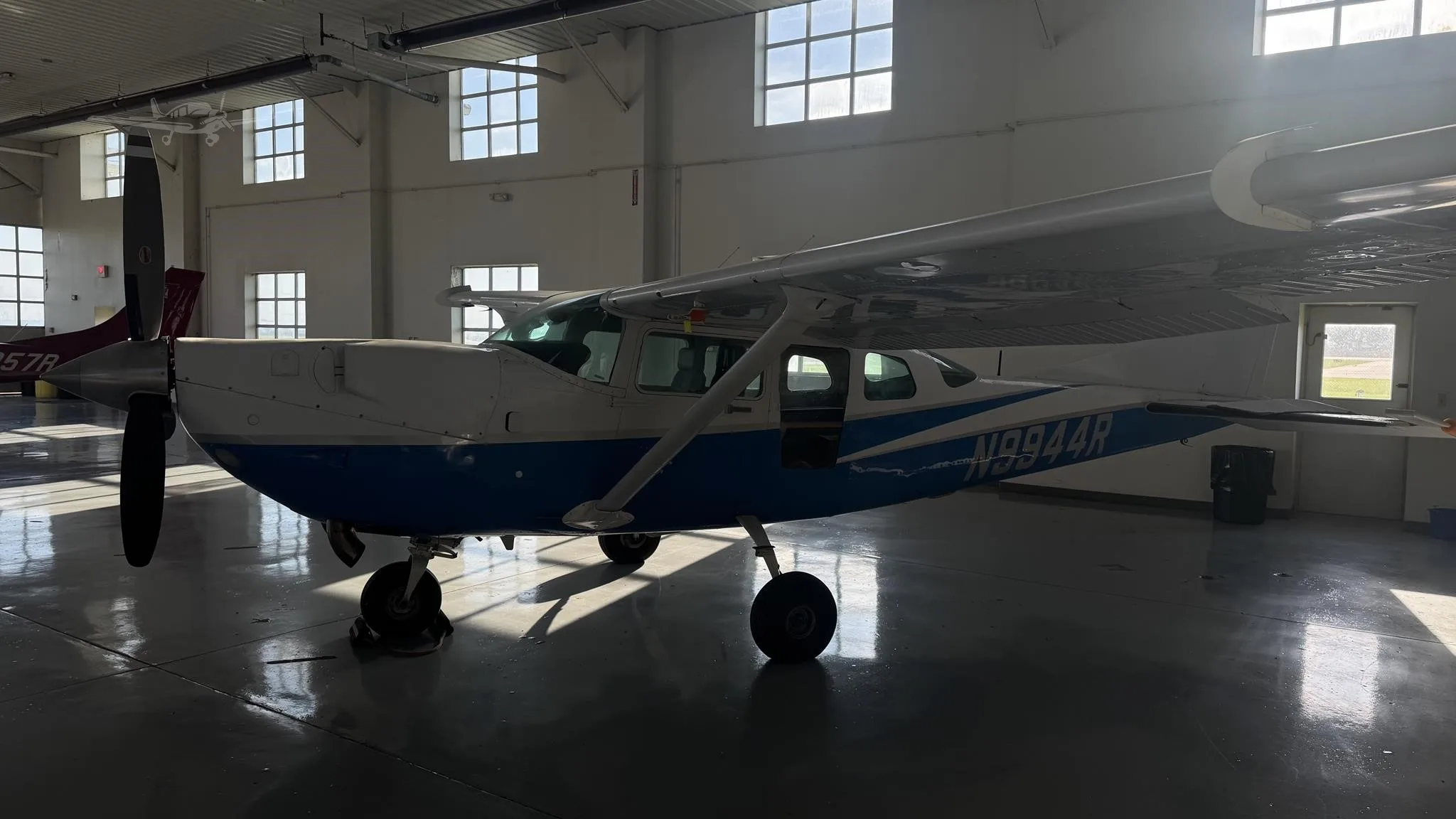Marketing image of a 1986 CESSNA U206G STATIONAIR.