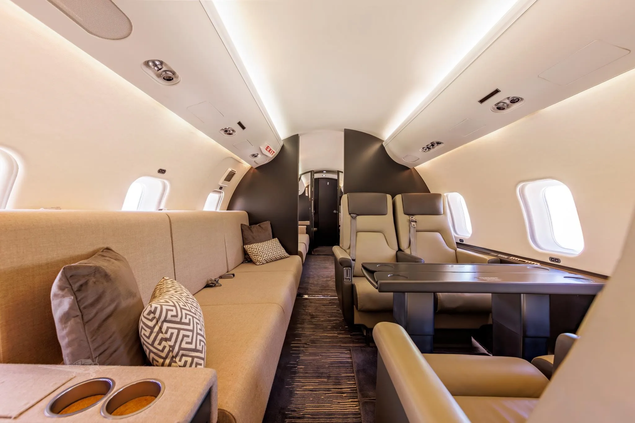 Cabin interior of a 2001 BOMBARDIER GLOBAL EXPRESS.