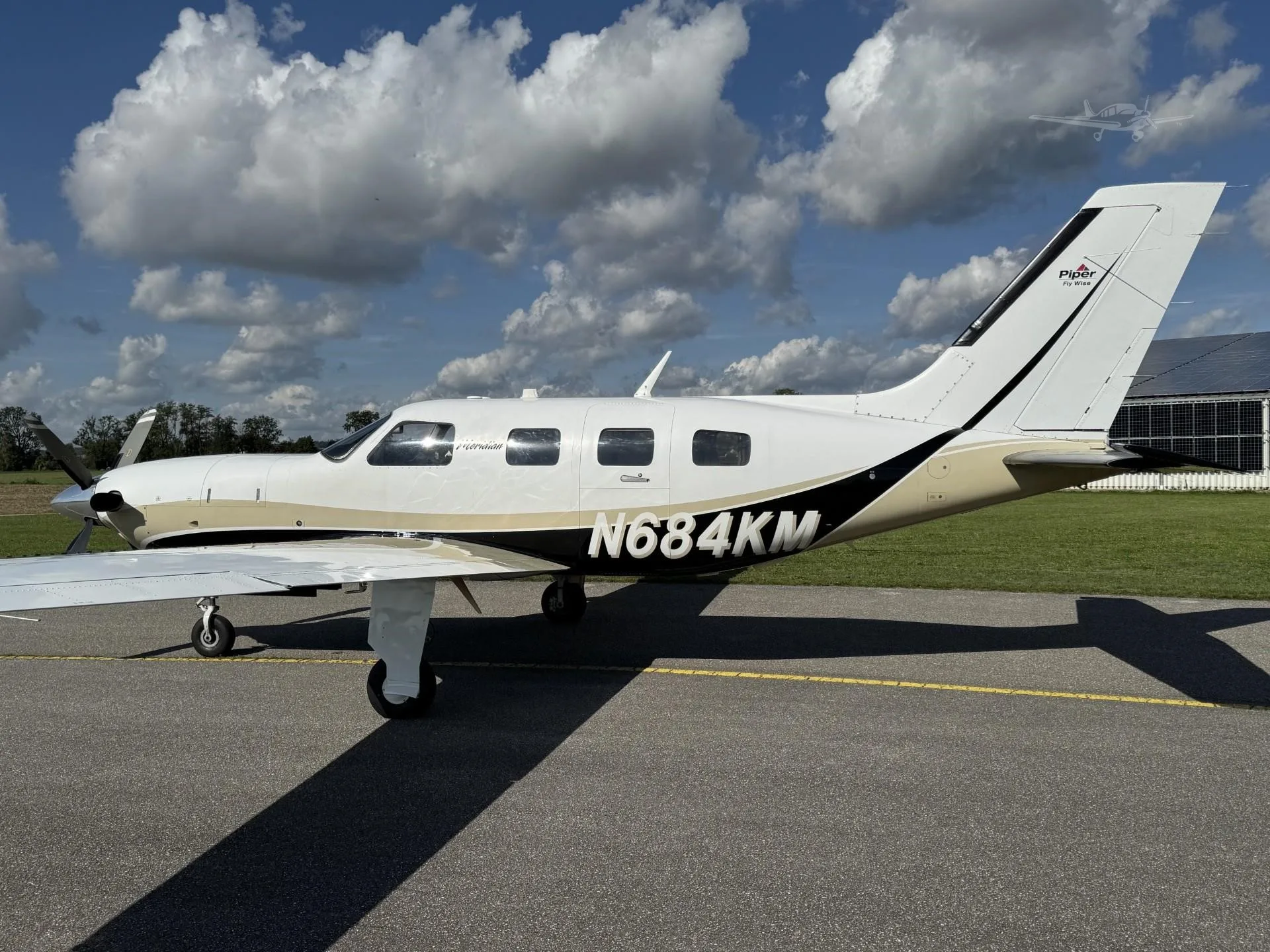 Exterior view of a 2008 PIPER MERIDIAN, N684KM.