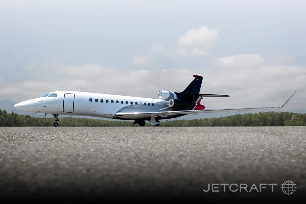 Exterior view of a 2013 Dassault Falcon 7X.