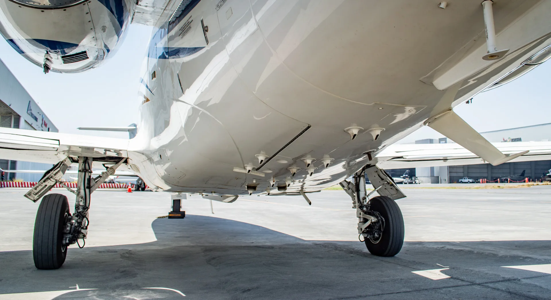 Exterior view of a Hawker 400XP, XB-SGJ.