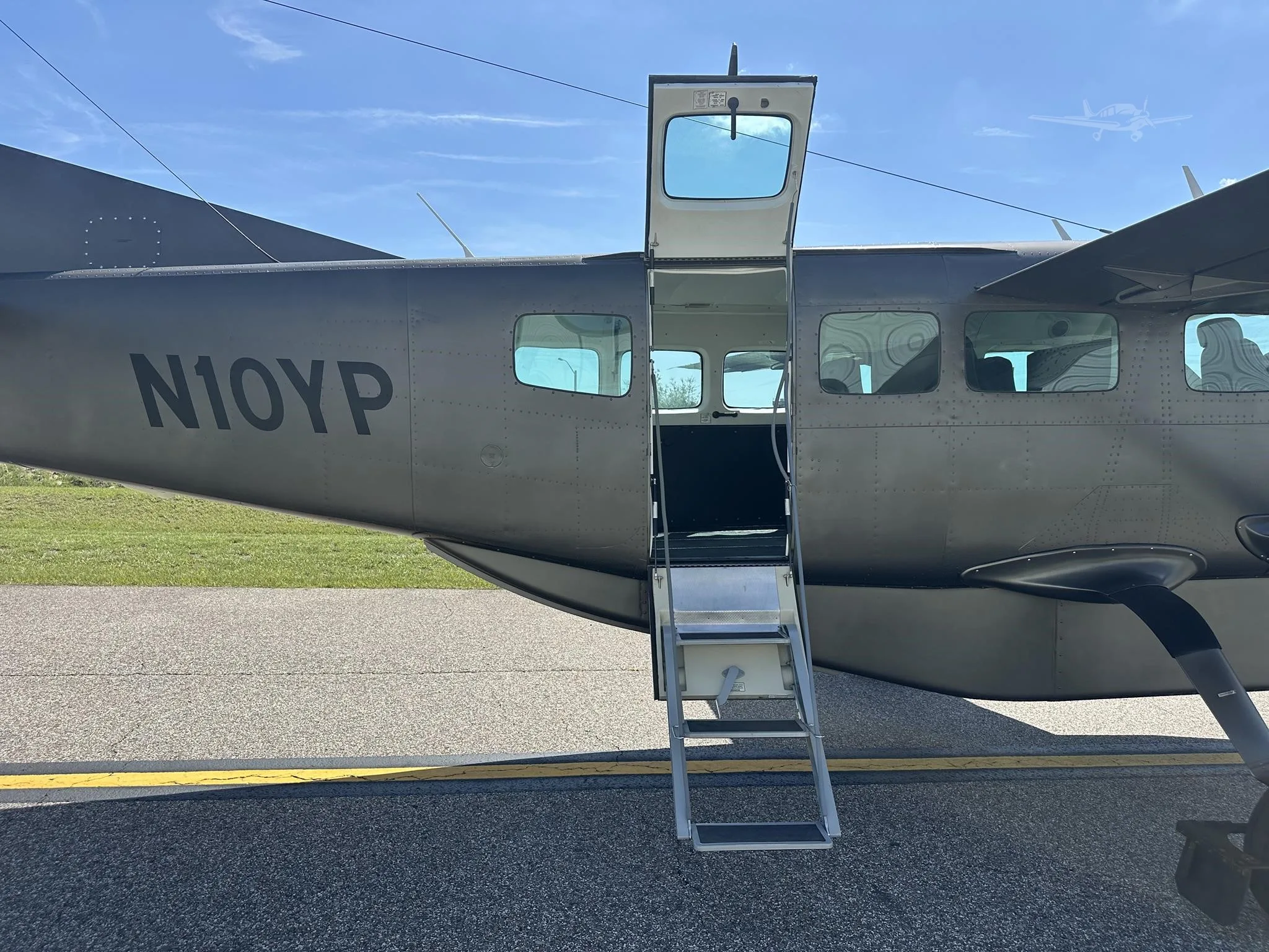 Exterior view of a 2020 CESSNA CARAVAN 208.