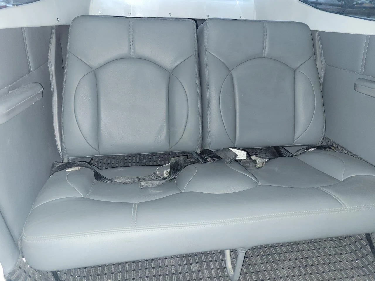 Cabin interior of a 1971 Cessna 182N Skylane.